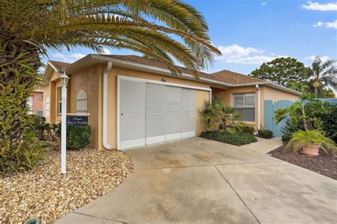861 Oviedo Rd, The Villages, FL 32159 .